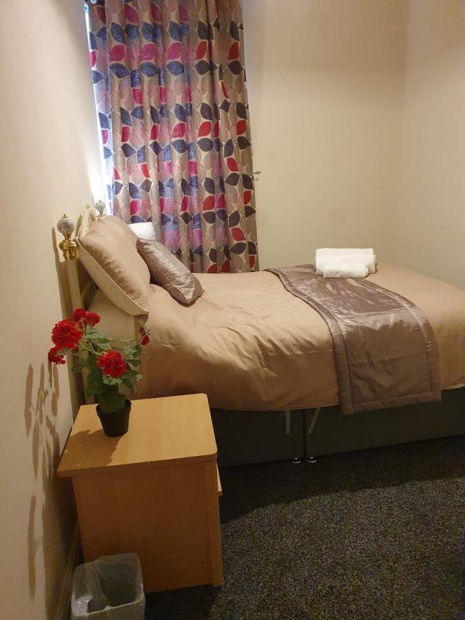 2 Bedroom Ff * Blackpool